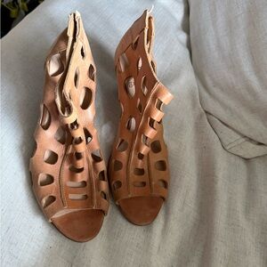 Stylish Tan Cutout Women's Sandals